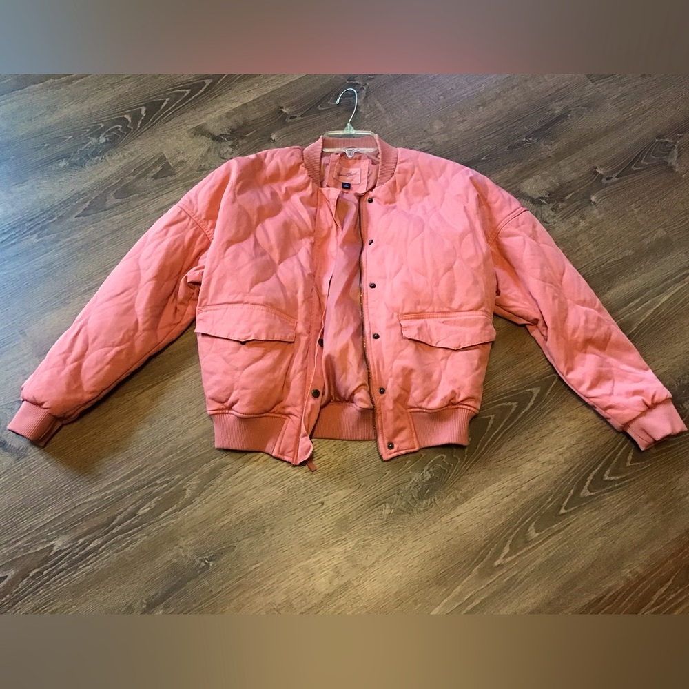 Universal Thread bomber jacket woman’s size small